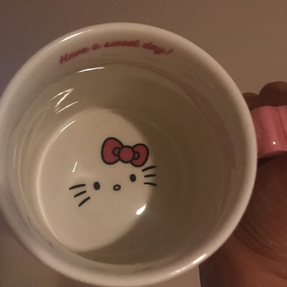 Hello Kitty Cafe Sprinkles Mug - Picture 5 of 5